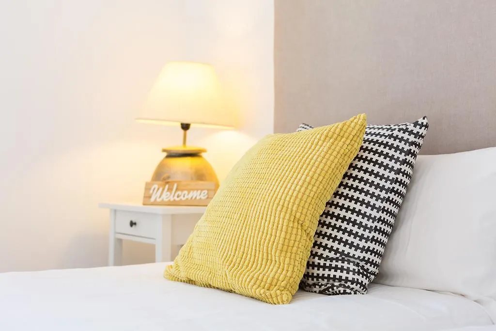Apartamentos Cornellalux Cornellà de Llobregat
